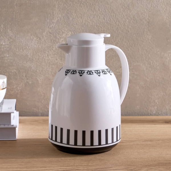 HOMEBOX | Gusto Plastic Flask - 1.5 L | 166059869