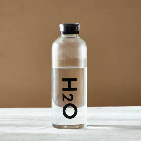 HOMEBOX | Orchid Borosilicate Glass Bottle - 1 L | 166912933
