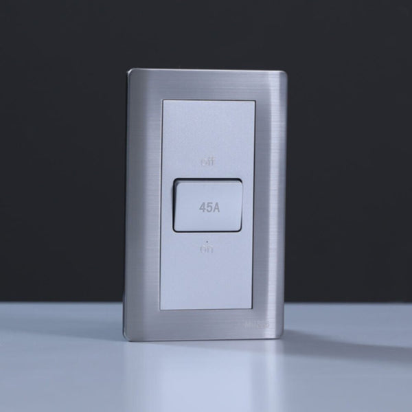 MILANO | 45A Dp Switch With Neon (3X6) Sl | 210100300413
