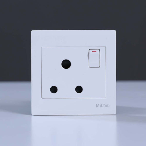 MILANO | 15A Switched SocketMpw | 210800600011