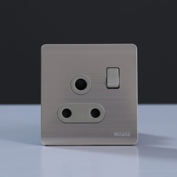 MILANO | 15A Switched Socket Gd | 210800600012