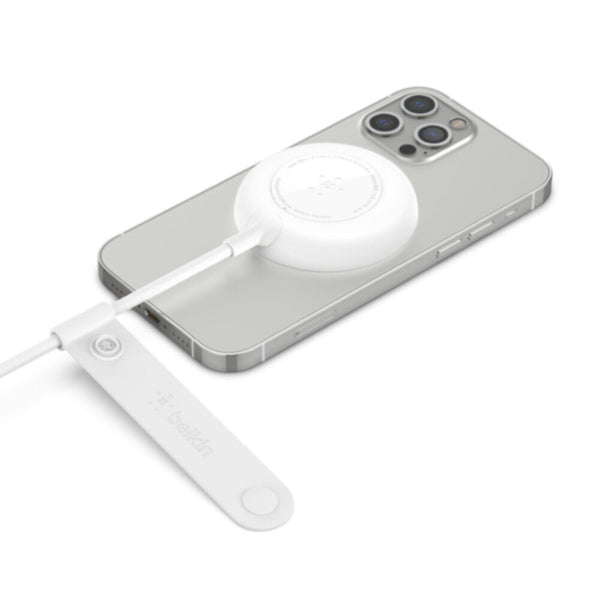 BELKIN | BOOST-'CHARGE Magnetic Portable Wireless Charger Pad 7.5W MagSafe Compatible For iPhone 13 / iPhone 12 White | WIA005btWH